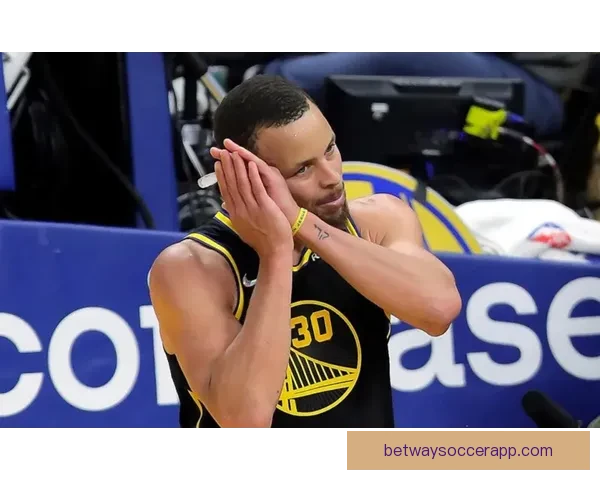 勇士下赛季或换帅库里盼科尔续约助教已默认为中心调整